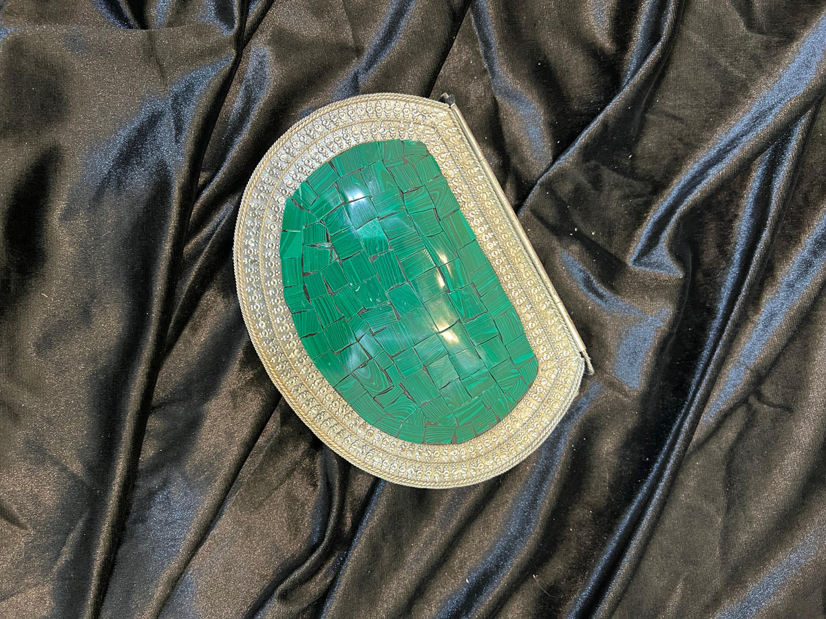 SOLID GREEN