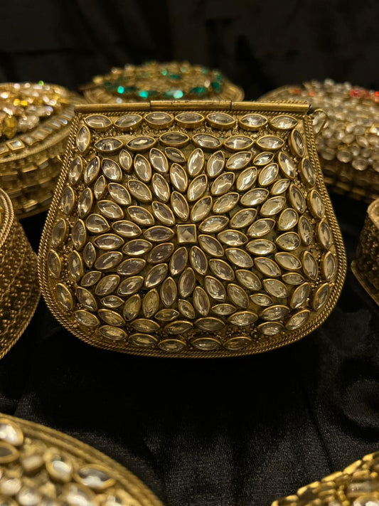 RAINBOW CLUTCH